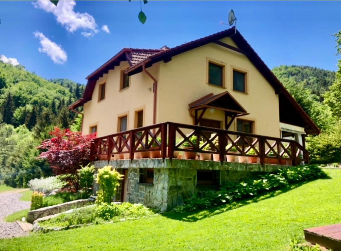 Chata Janet Martin Buitenkant foto